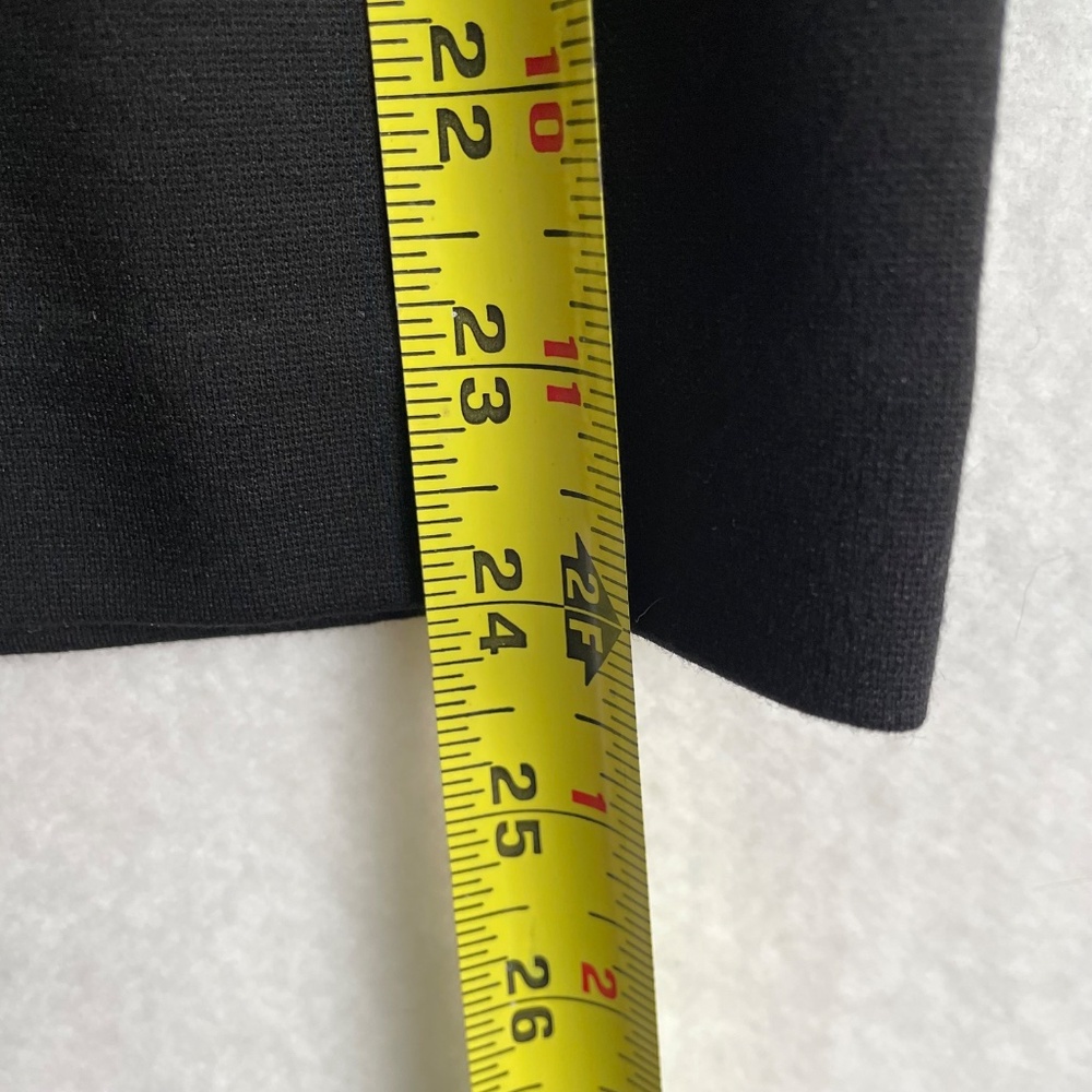 🌸Talbots Refined Ponte Pencil Skirt in Black, Size 16 - Picture 9 of 10